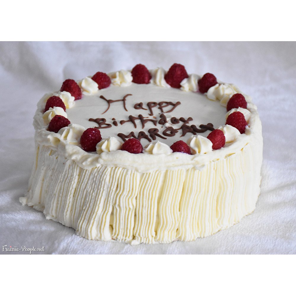 Gâteau d'anniversaire Rose & Framboise : Douceur Éclatante