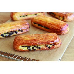 Le Délice Chocolat: La Pain au Chocolat Marocaine