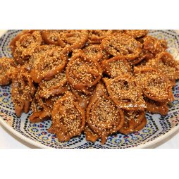 Délices de Chebakia : L'Essence Sucrée du Maroc