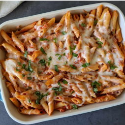 Gratin de Pâtes au Fromage et Sauce Tomate