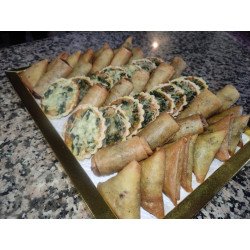 Plateau Salé Varié –45 Pièces d’Élégance et de Saveurs